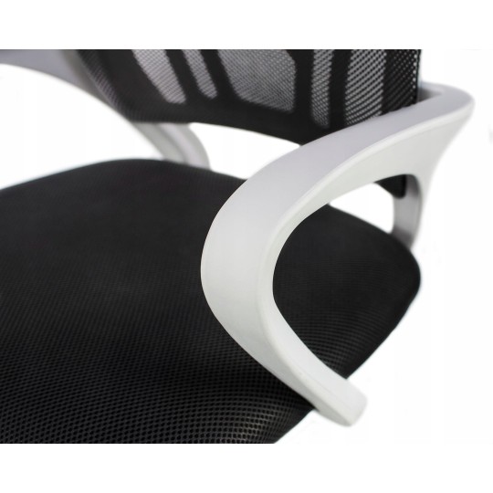 Ergonomikus irodai szék fekete színben