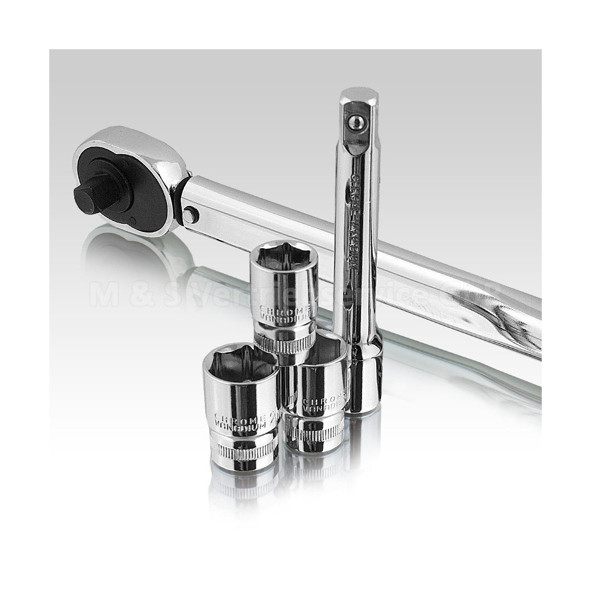 1/2"-os racsnis nyomatékkulcs + 17, 19, 21 mm-es dugókulcsok