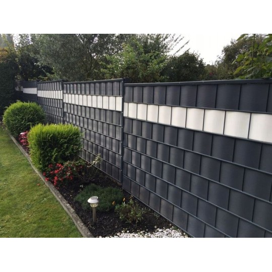 Szürke kerítésszalag 19 cm x 35 m UV csíptetőkkel