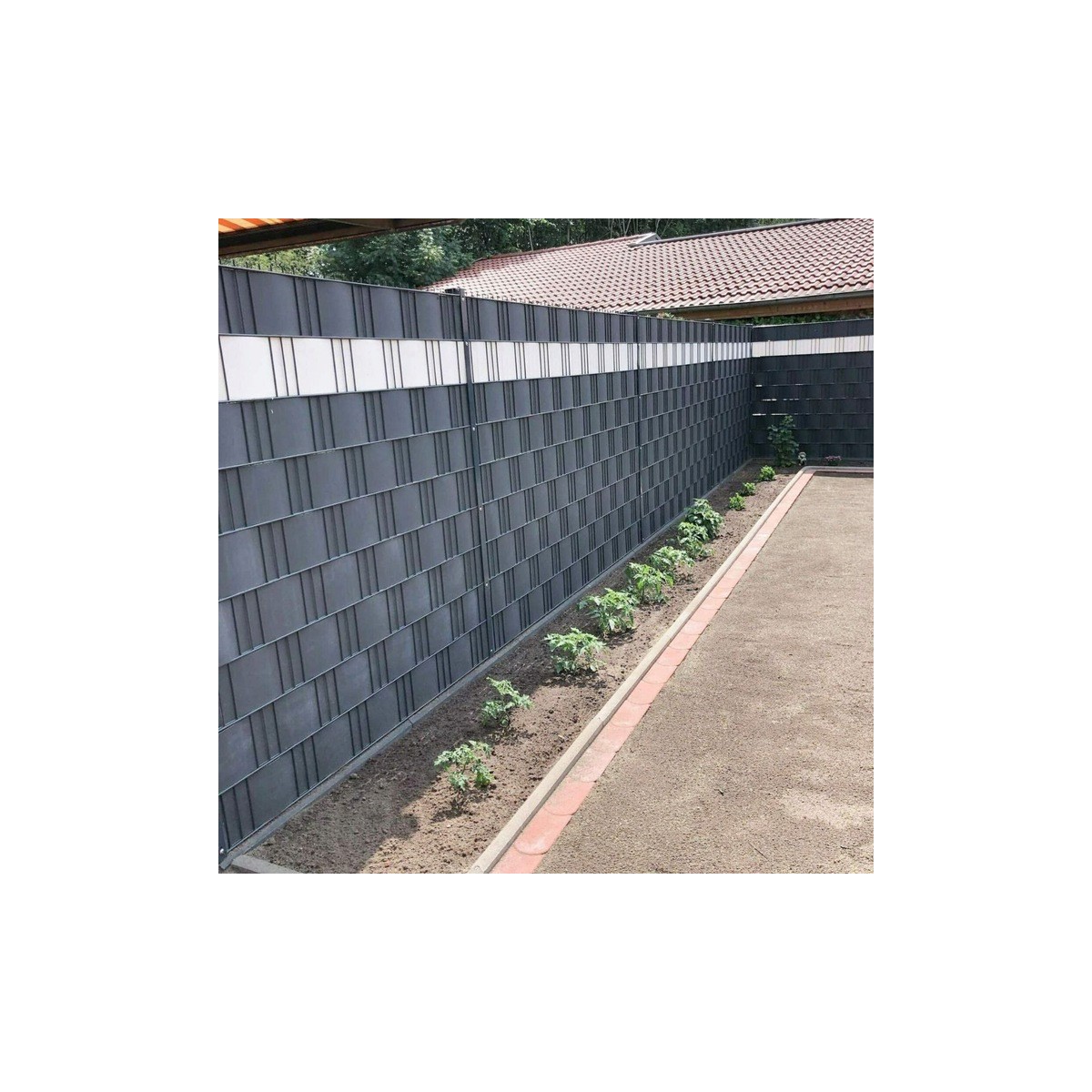 Fekete PVC kerítéstakaró szalag méretben 19 cm x 35 m + klipszek ingyen
