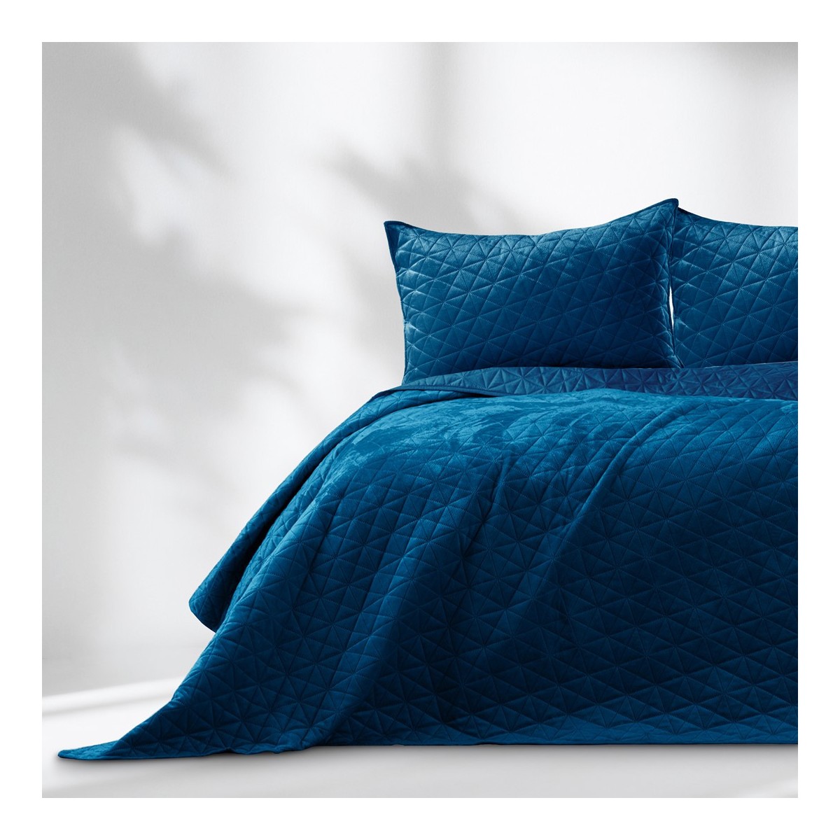 Luxusos bársonyos ágytakaró LAILA, sötétkék, 170x270