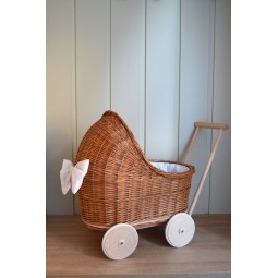 Alacsony fonott babakocsik szuper áron barna színben