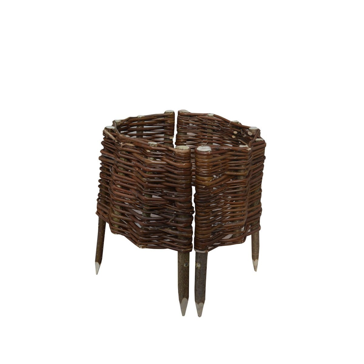 Palánkszerű fonott gyűrű, 30 cm átmérőjű és 15 cm magas.