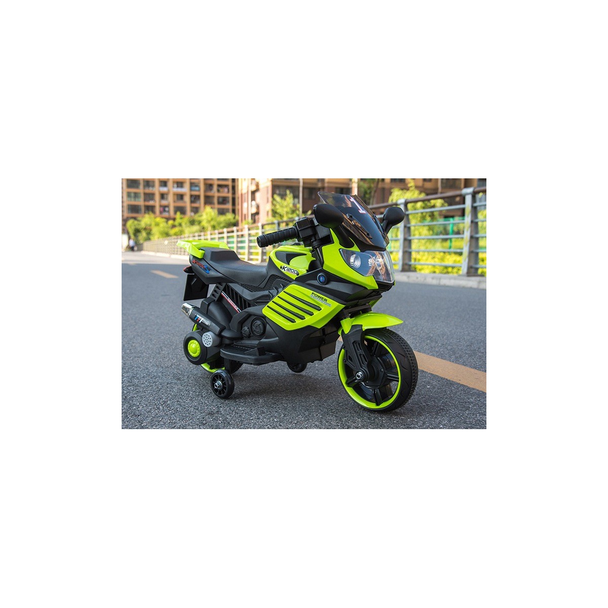 K1500 elektromos motor gyermekeknek – többféle színben, LED világítással