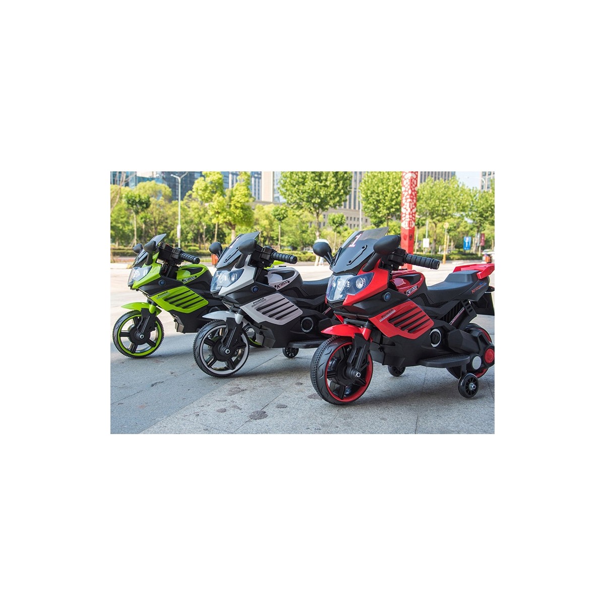 K1500 elektromos motor gyermekeknek – többféle színben, LED világítással