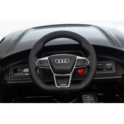Audi RS e-tron GT 4x4 elektromos gyerekautó fekete színben