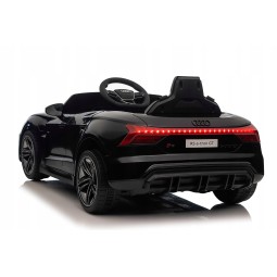 Audi RS e-tron GT 4x4 elektromos gyerekautó fekete színben