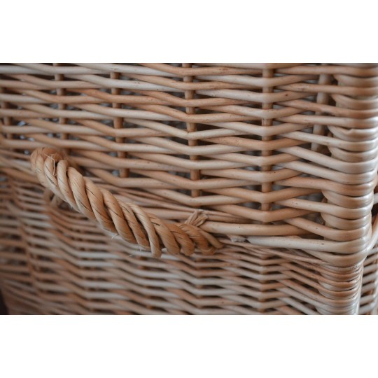 Elegáns fonott szennyeskosár wenge színben, 50 cm magas