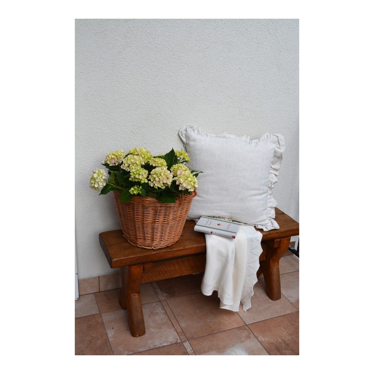 Természetes vesszőből készült fonott kosár, 30 cm