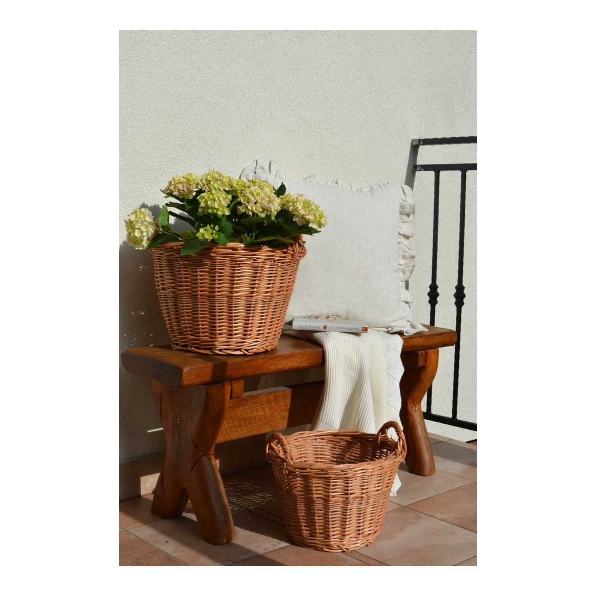 Természetes vesszőből készült fonott kosár, 30 cm