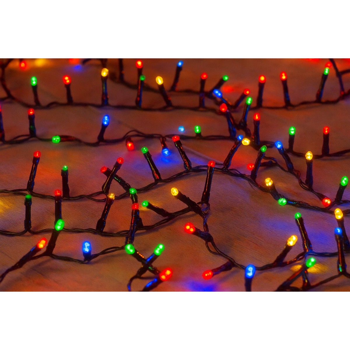 LED színes fényfüzér karácsonyra, 200 LED szuper áron - többszínű