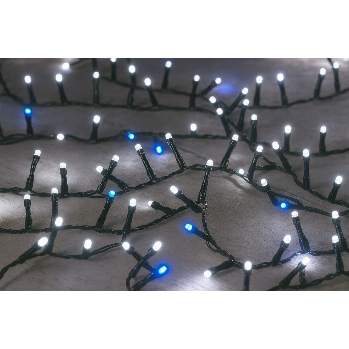 Kültéri energiatakarékos LED karácsonyi fényfüzér, hideg fehér, 100 LED