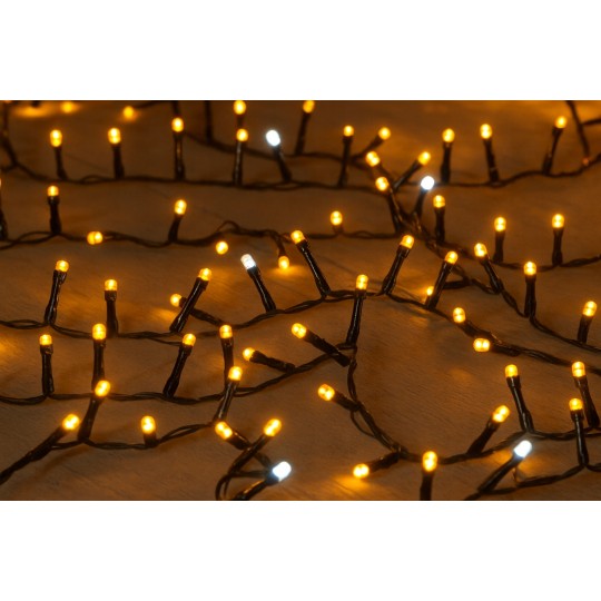Karácsonyi kültéri világítás meleg fehér színben, 200 LED-del