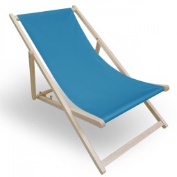 Kék színű strandágyak