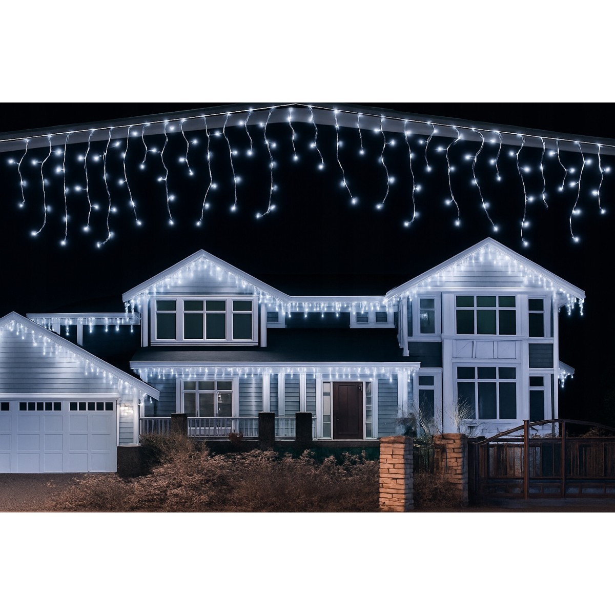 Függő fényfüzér – 300 LED jégcsapok – hideg fehér