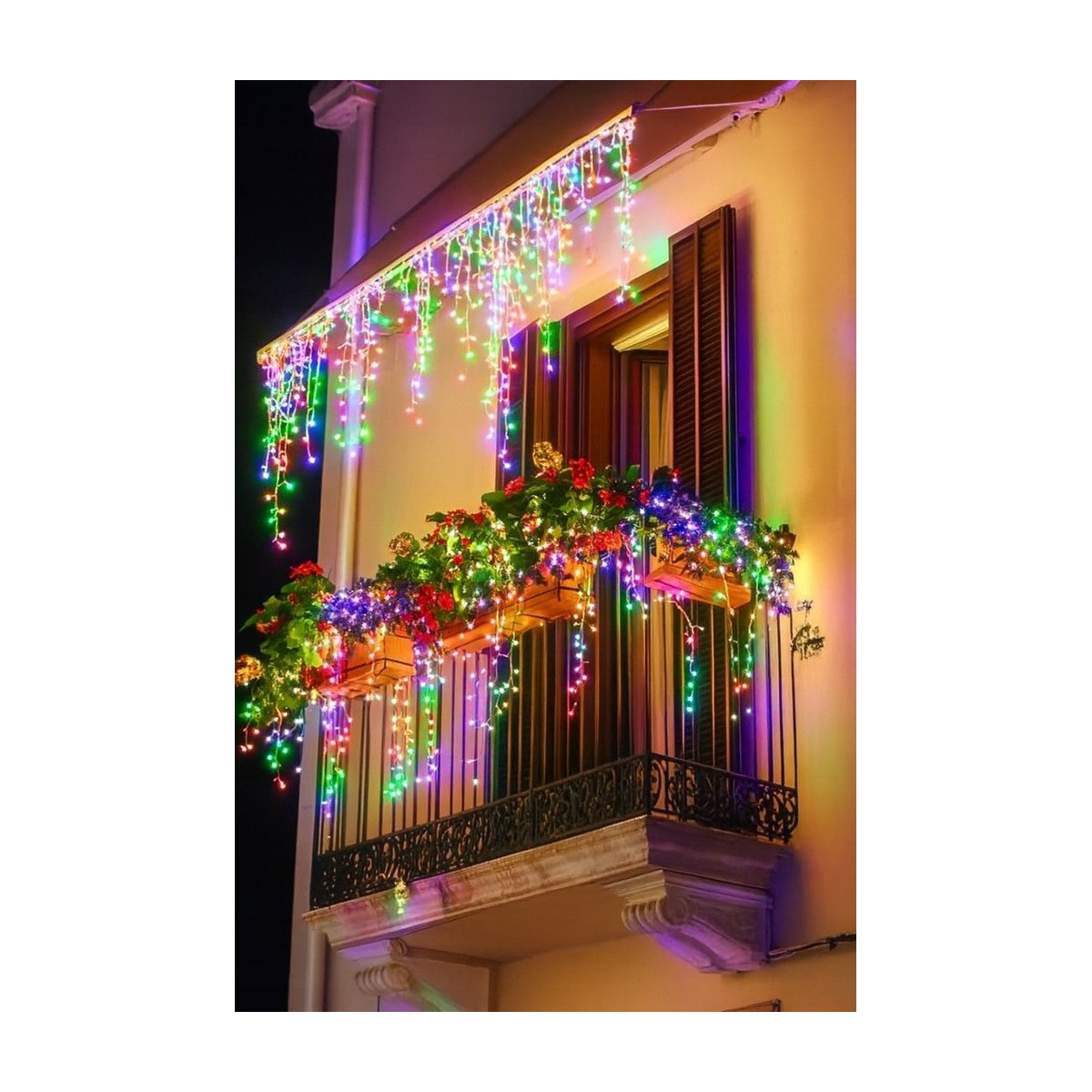 Színes világító jégcsapok, 300 LED