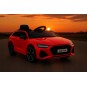 Luxusos piros elektromos Audi RS6 kisautó