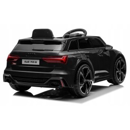 Fekete színű Audi RS6 elektromos kisautó