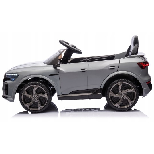 Gyerekautó Audi RSQ8 szürke színben