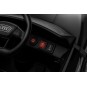 Fekete elektromos gyerekautó Audi RSQ8
