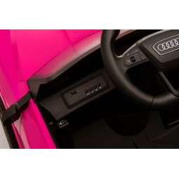 Luxus gyerekautó Audi RSQ8 rózsaszínben