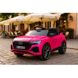 Luxus gyerekautó Audi RSQ8 rózsaszínben