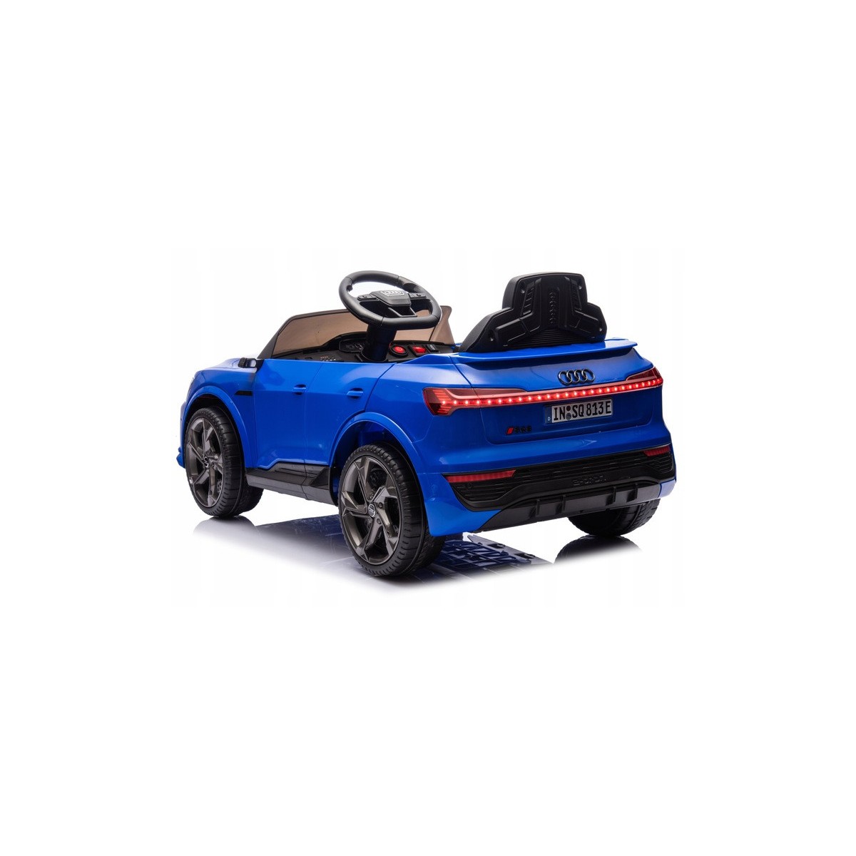 Kék Audi RSQ8 távirányítós gyerekautó