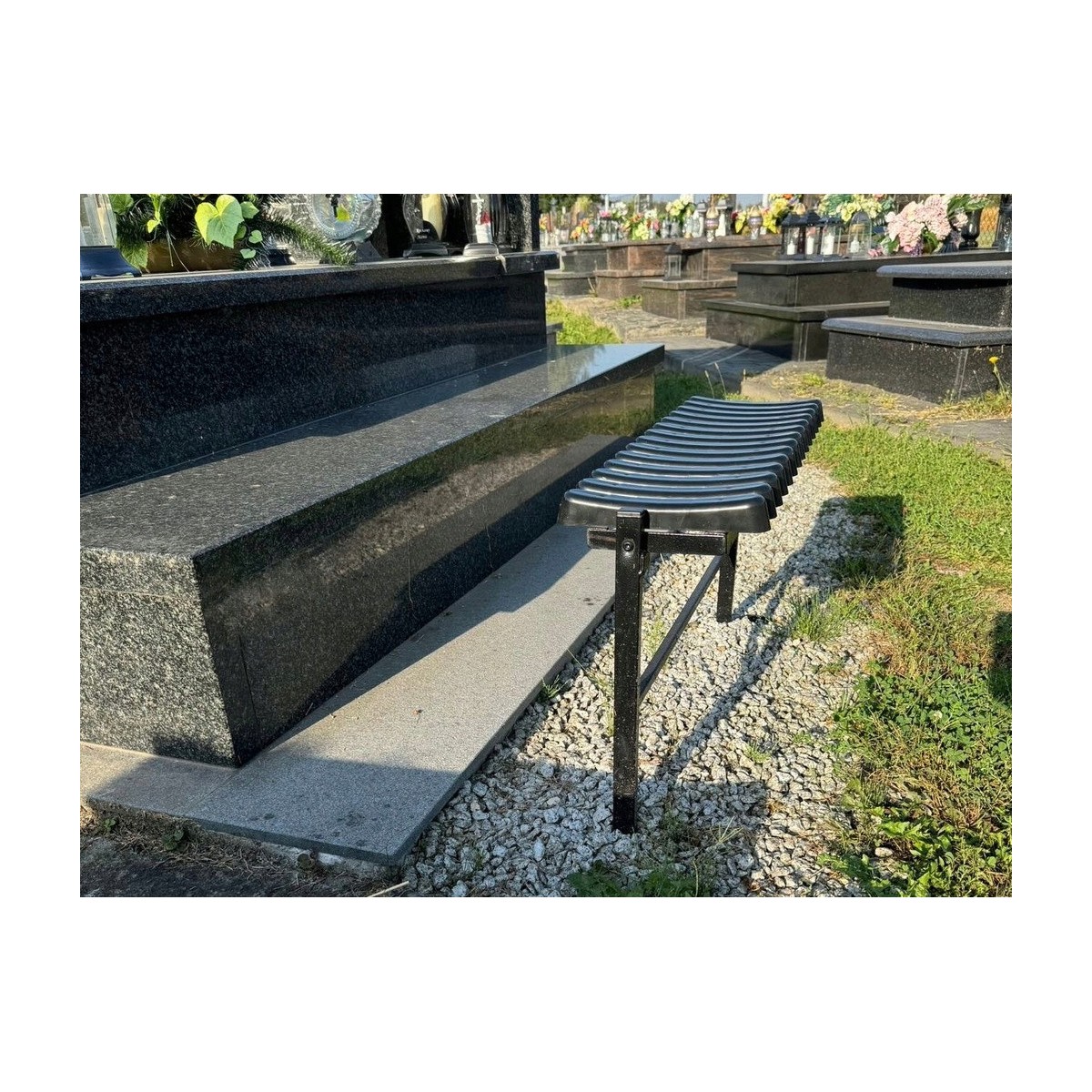 Összecsukható temetői pad 68 cm