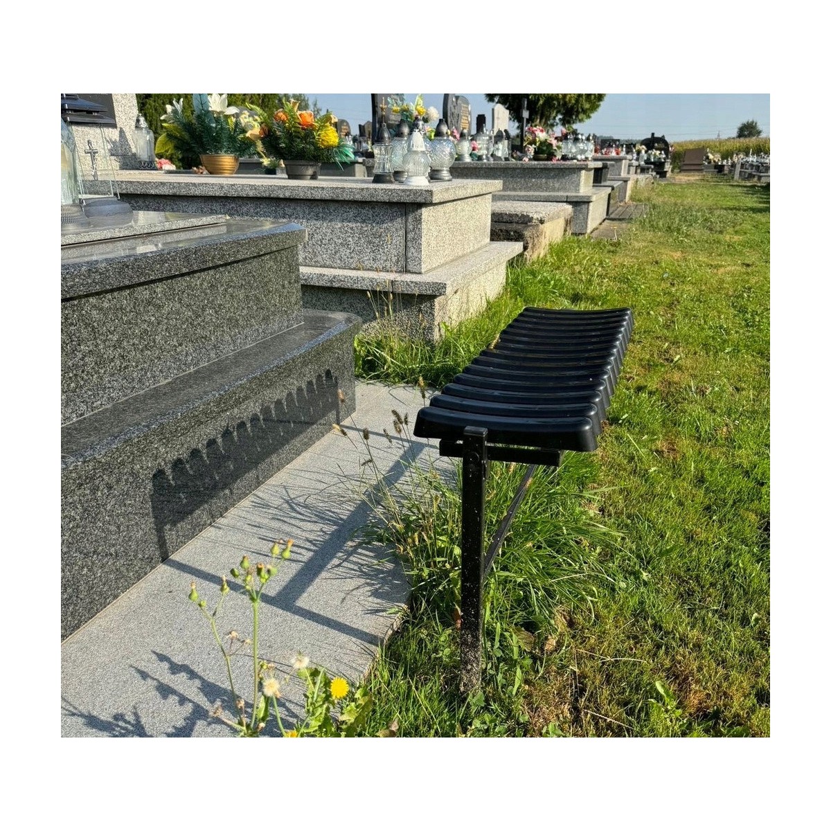 Temetői pad 86 cm talppal | Összecsukható fekete