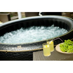 MSPA Premium Luxury Exotic – Luxusos felfújható pezsgőfürdő 6 személyes, arany díszítéssel, 204 cm