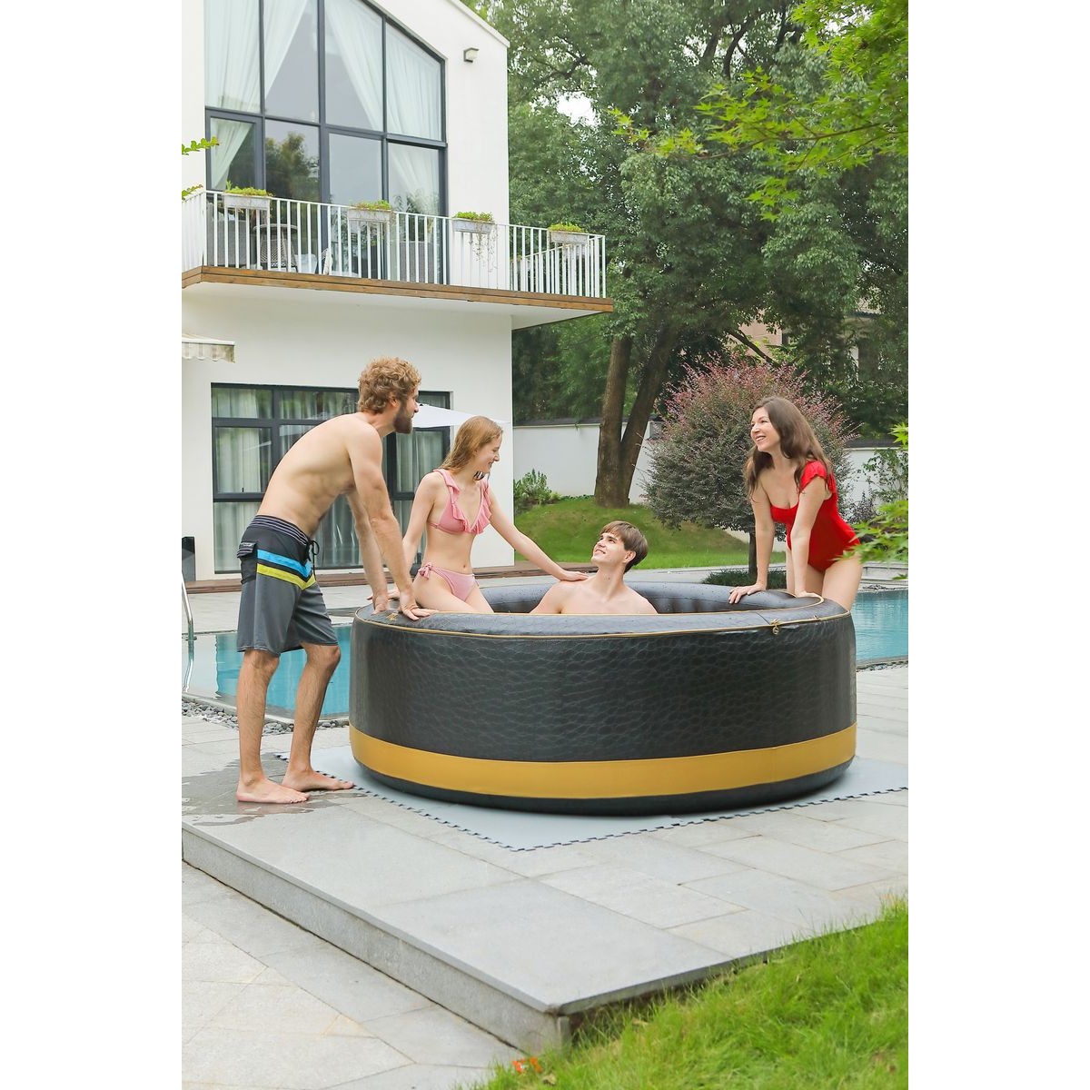 MSPA Premium Luxury Exotic – Luxusos felfújható pezsgőfürdő 6 személyes, arany díszítéssel, 204 cm