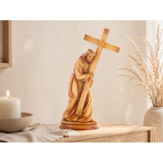 Jézus-szobor kereszttel 19 × 9 × 31,5 cm, poliresin