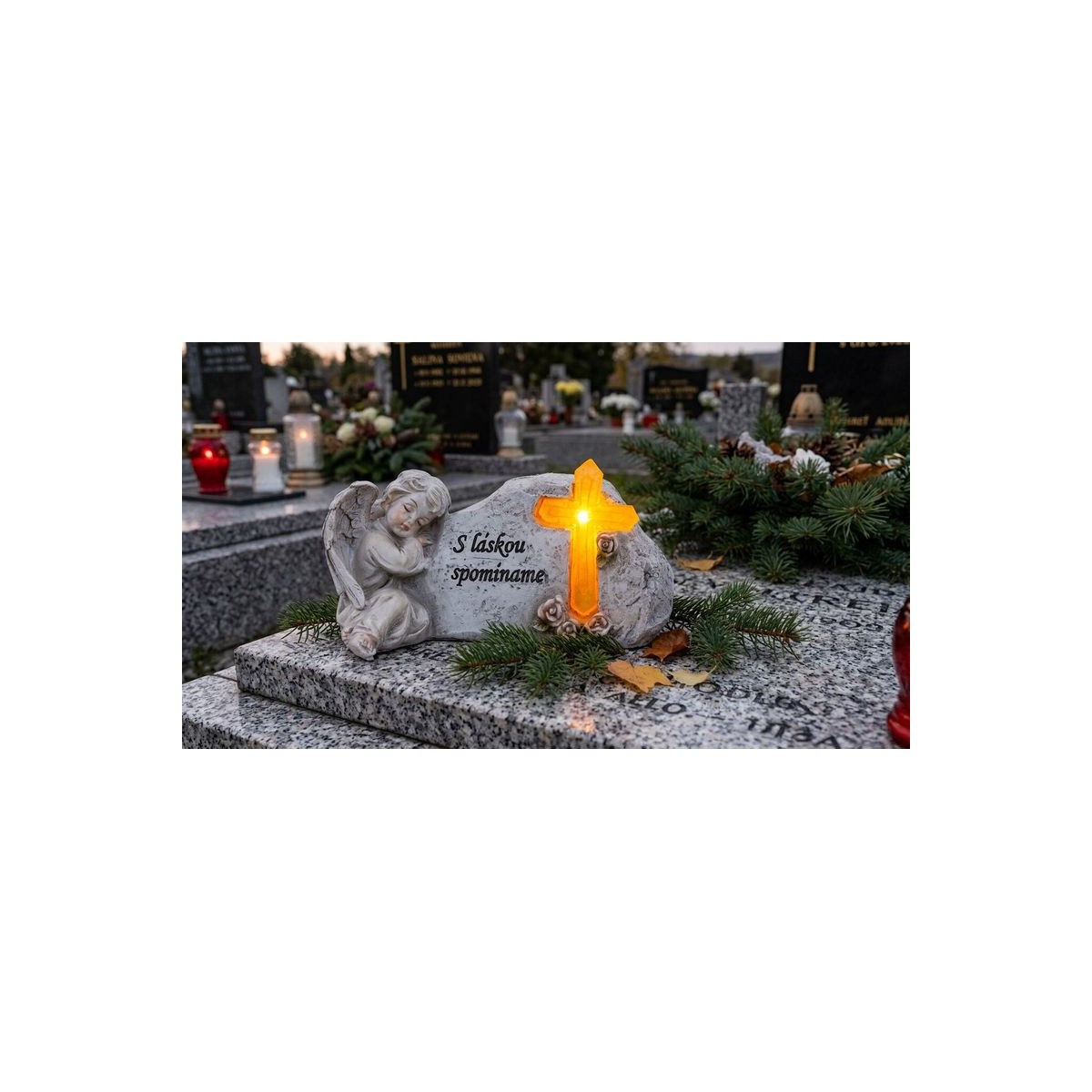 Napelemes sírdísz MagicHome angyal kereszttel 20,5 × 11 × 11 cm, poliresin