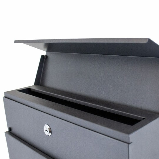 Szürke postaláda