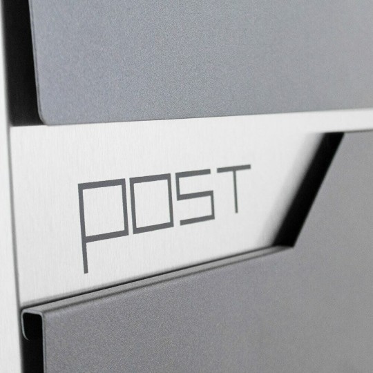 Modern postaláda szürke színben