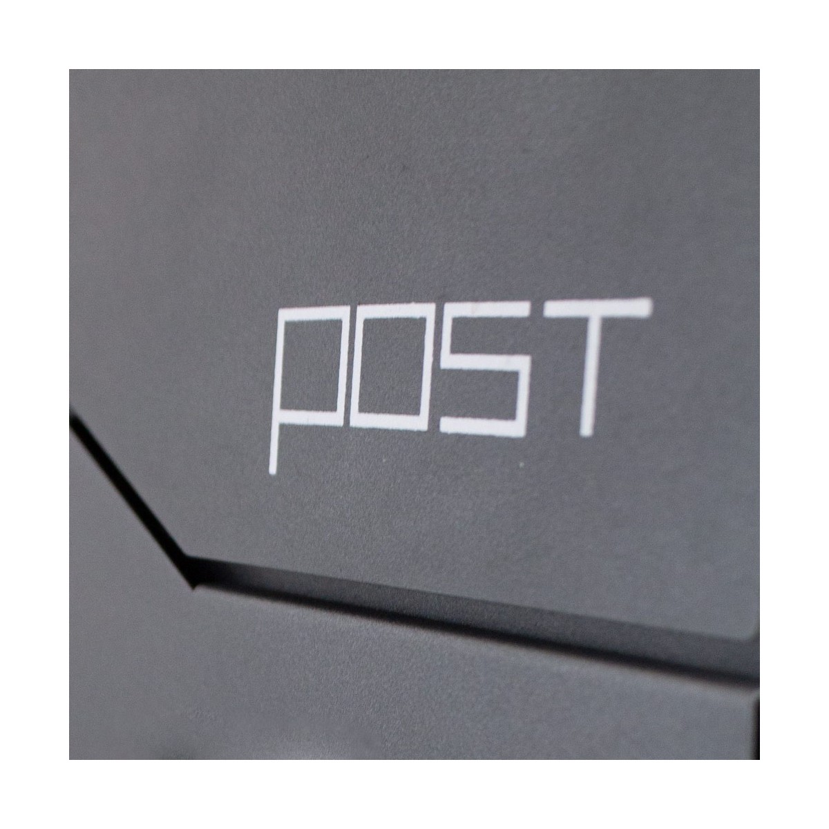 Dizájnos postaláda