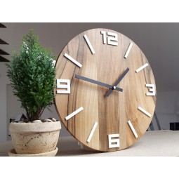 Minőségi diófából készült falióra 33 cm